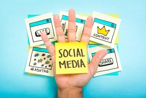 4 Ways to Personalize Your Social Media Updates