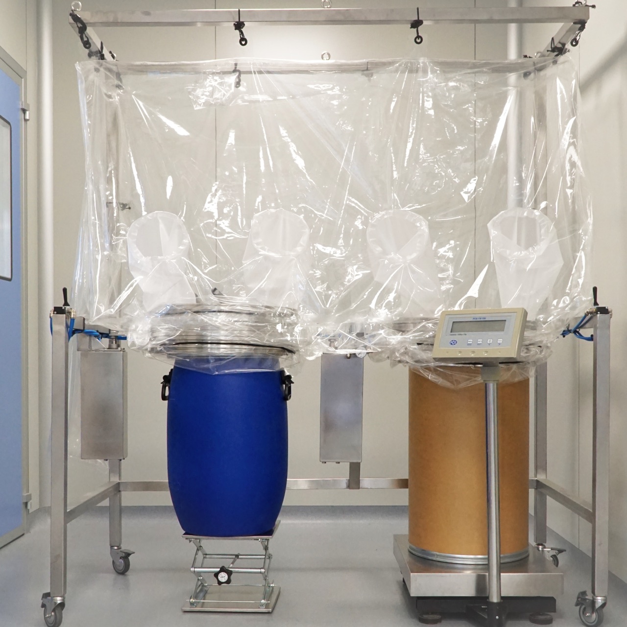 sampling and dispensing glove bag system