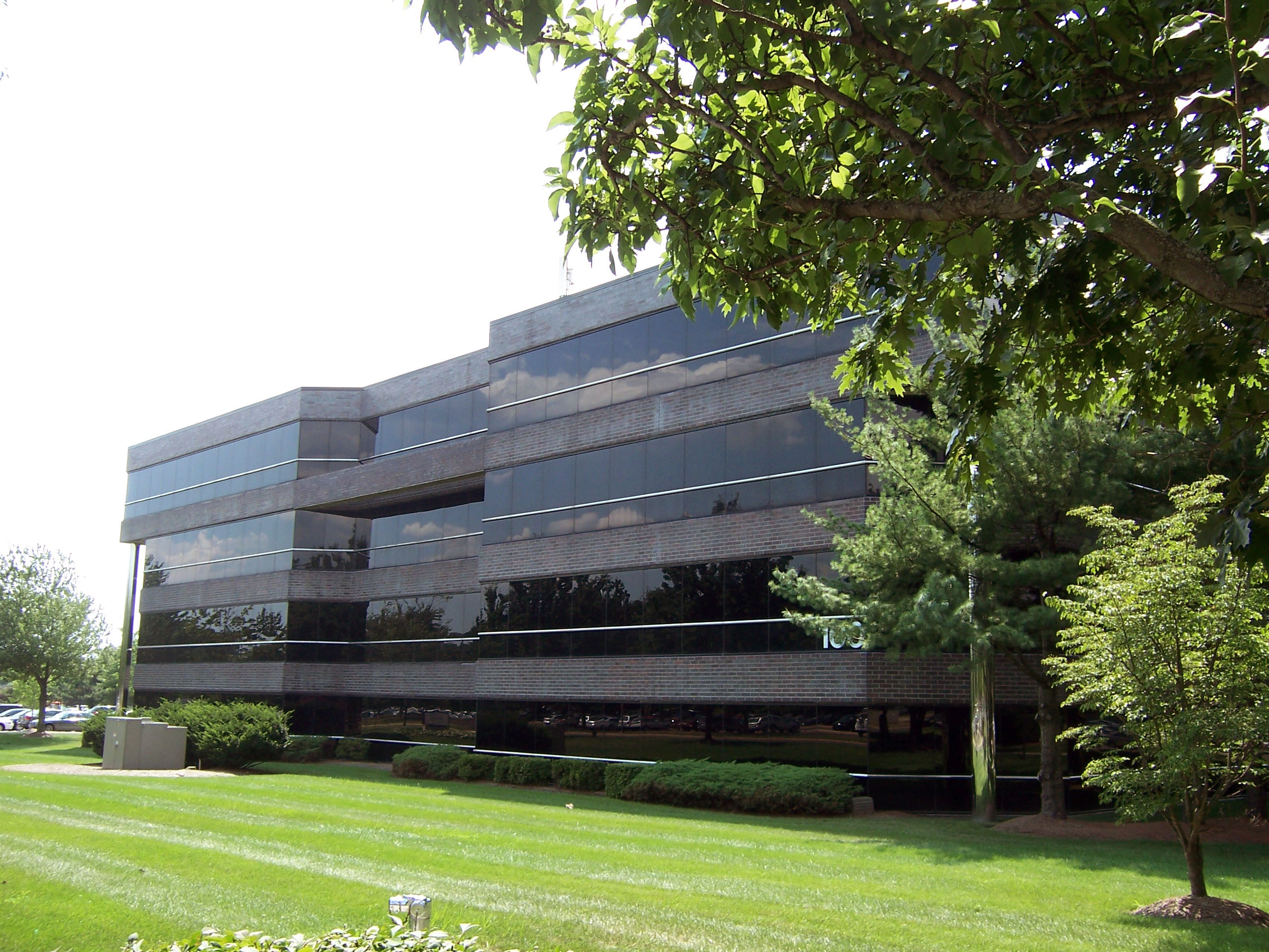 Tri-Parkway Corporate Park