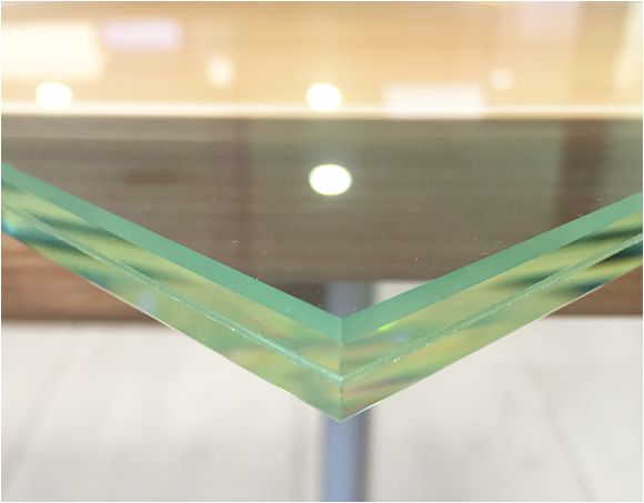 VERRE FEUILLETE CLAIR 55/2 10MM