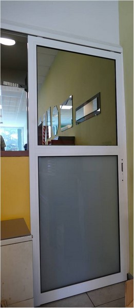 PORTE 1 VANTAIL SUSPENDUE TECHNAL