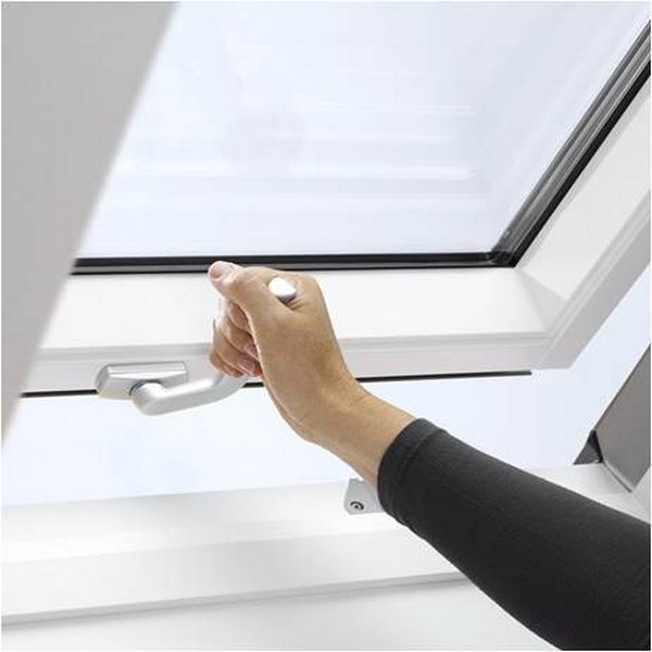 FENETRE SOLEAL 1 VANTAIL A PROJECTION