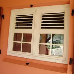 FENETRE OUVRANTE PVC 2 VANTAUX INTERIEURE BLANC