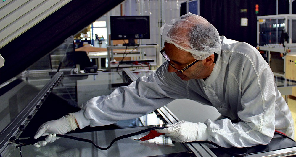 SunPartner Technologies ouvre la première usine de vitrages photovoltaïques | Samir Industrie Martinique