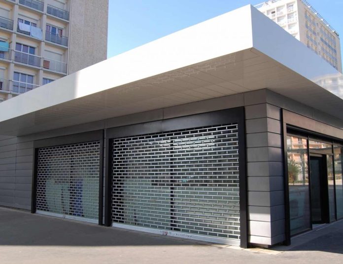 Comment bien entretenir le rideau métallique d’une boutique ? | Samir Industrie Martinique