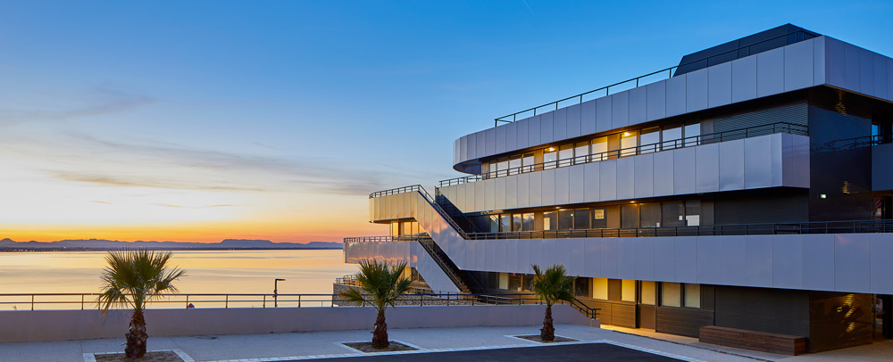 Villa : Comme un bateau face à la mer | Samir Industrie Martinique