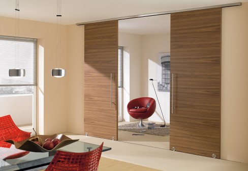 Porte coulissante et porte de placard: comment l’utiliser dans son intérieur ? | Samir Industrie Martinique