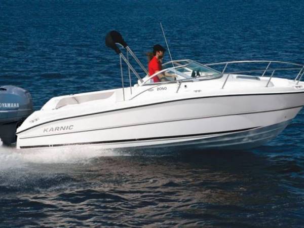 Bateau Karnic Bluewater Line 2050