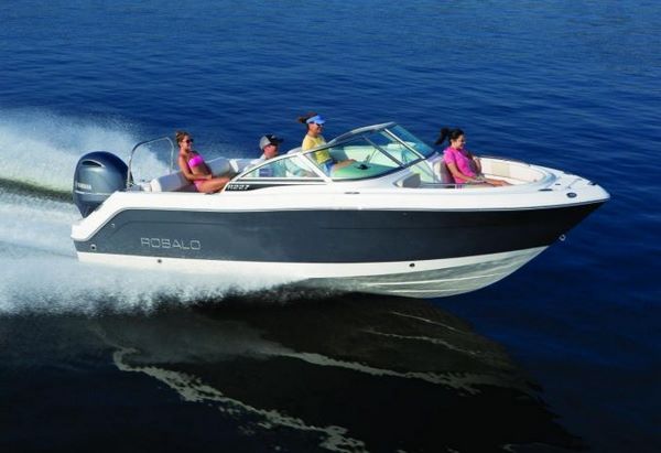 Bateau Robalo Dual-Consoles R227
