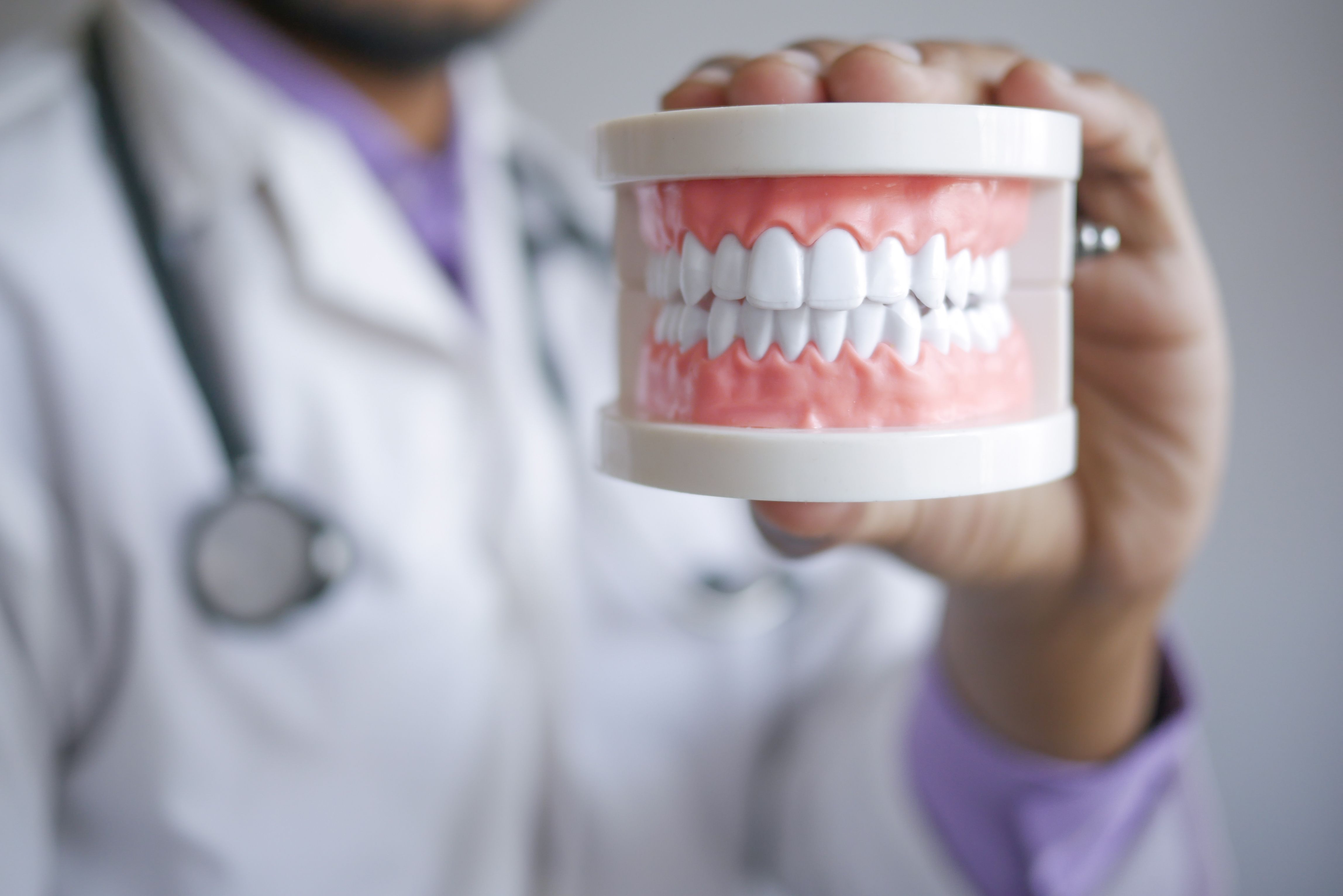 Dental Prosthetist vs Dentist: The Difference