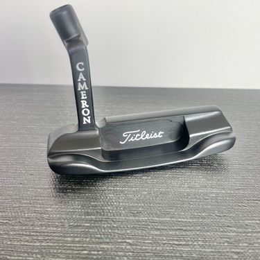 Scotty Cameron Newport Classic - Triple Black Oxide Finish - Choose Length  & Grip – Golfstix