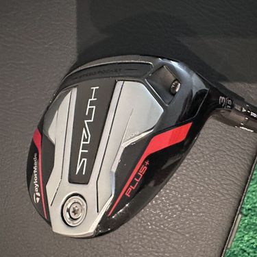 Taylormade Stealth Plus Fairway Wood 3 15 degrees