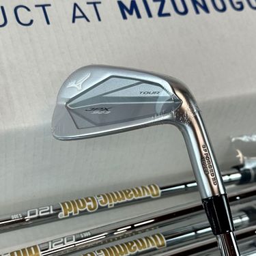 Mizuno JPX 923 Tour Irons 4-PW - DG 120 Stiff Shafts GP MCC Grips - New!
