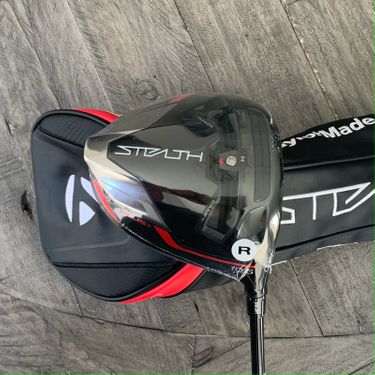 TaylorMade Stealth Driver 10.5° - HZRDUS Smoke Red RDX 5.5 R Flex - New!