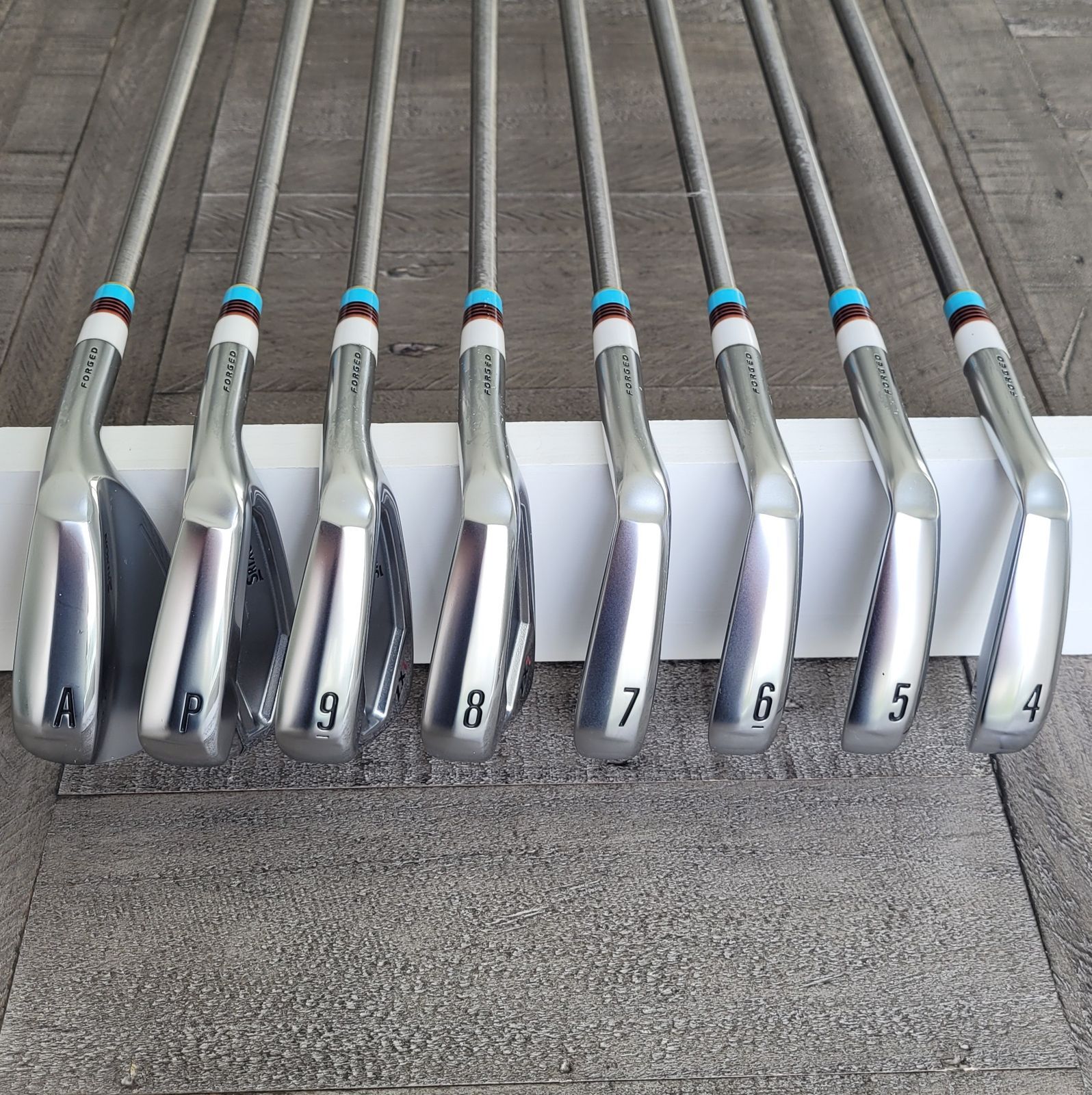 Srixon 2021 ZX7 Irons 4-AW - Aerotech SteelFiber i95 w Custom BB&F 