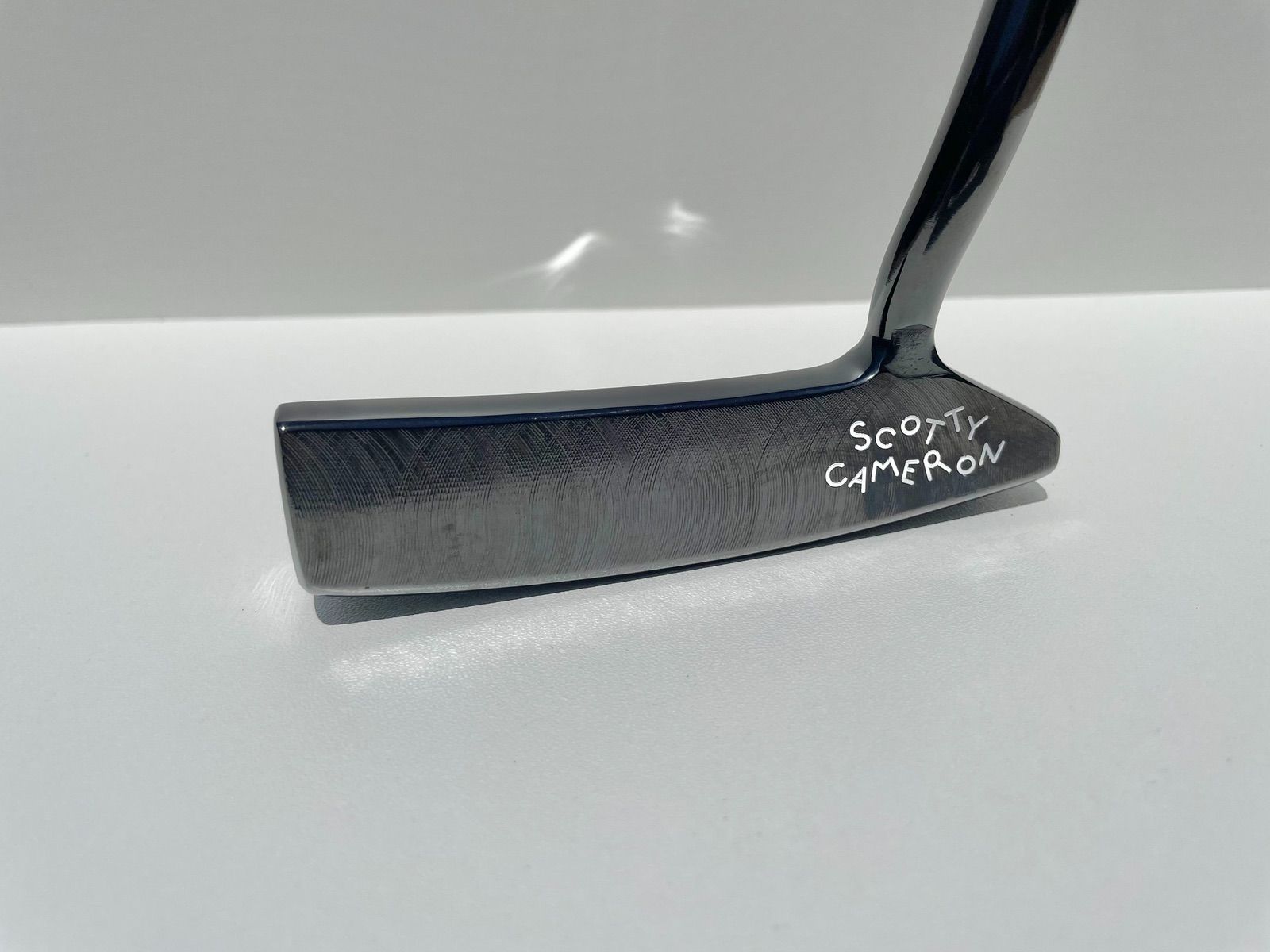 Scotty Cameron Studio Design 2.5 - Shiny Black Oxide Finish - Choose Length  & Grip – Golfstix