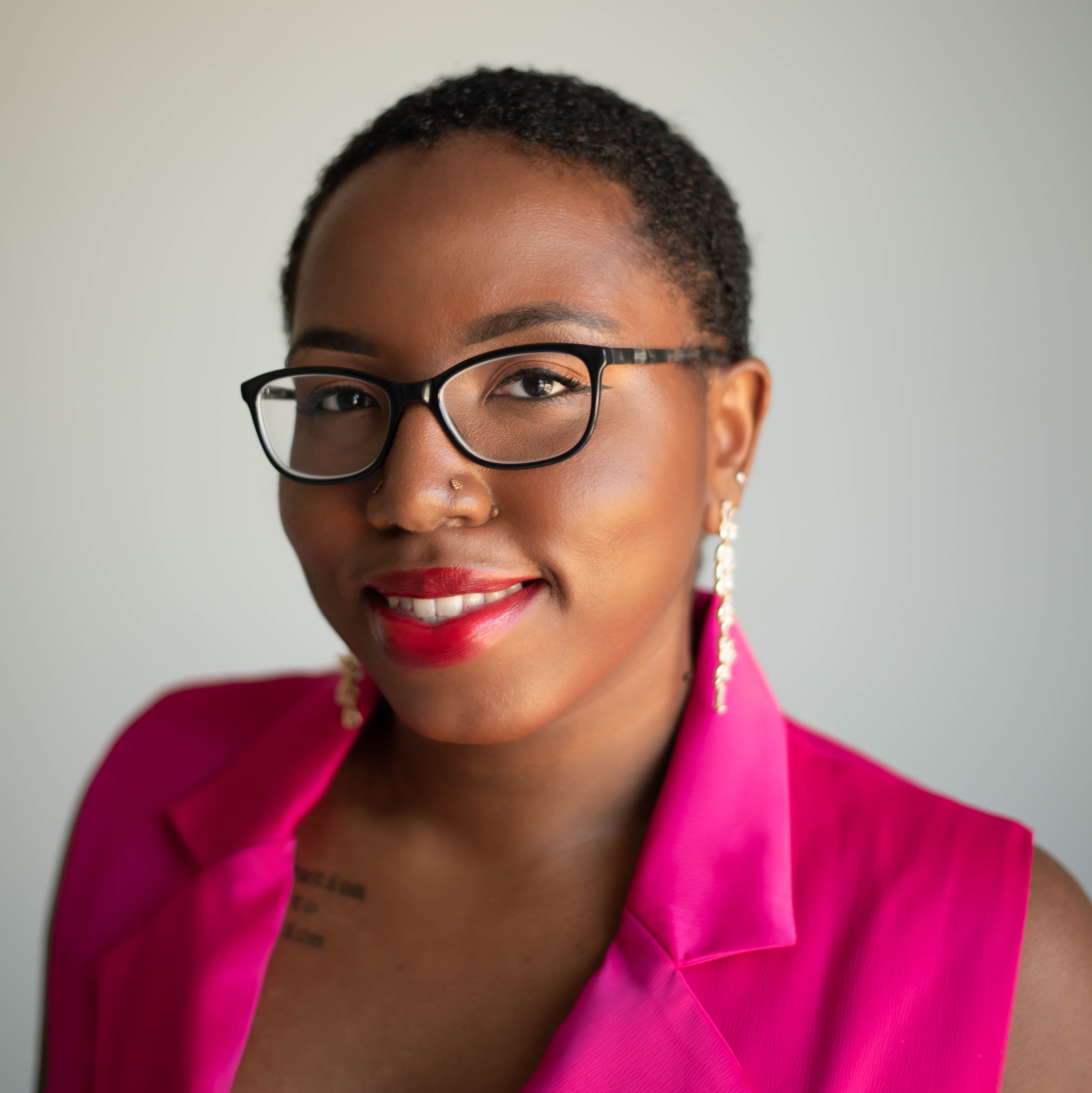Lisa Thompson headshot