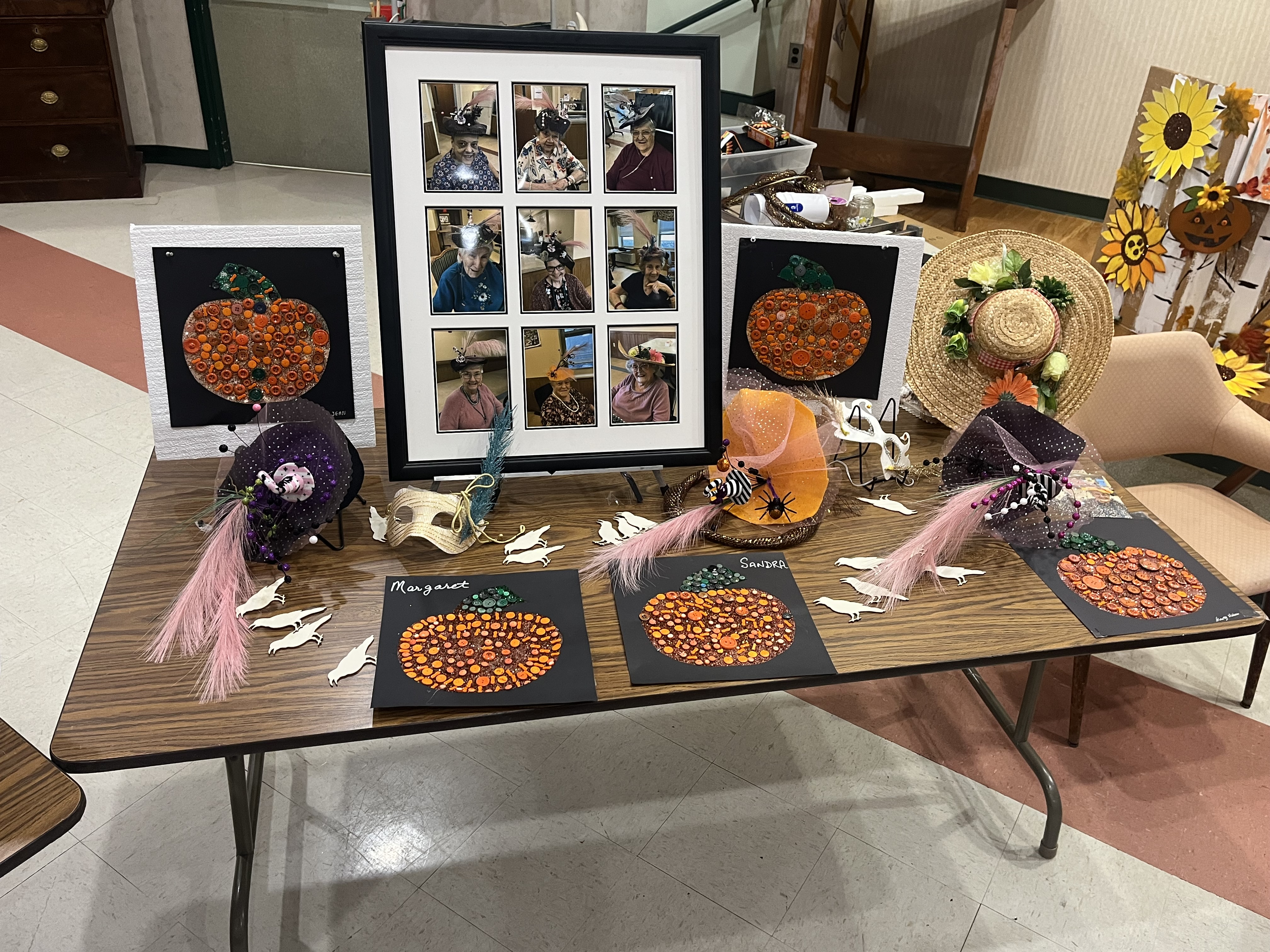 Art Table 8