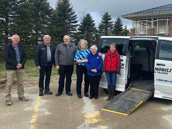SMART vehicle with members of Grey Highlands Council and Seniors Advisory Committee