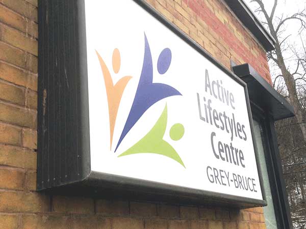 Active Lifestyles Centre building and sign