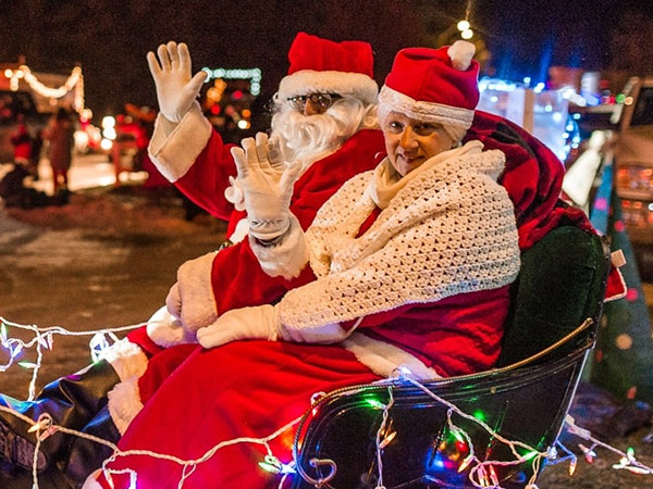 Mr. and Mrs. Claus at the Dundalk Santa Claus Parade