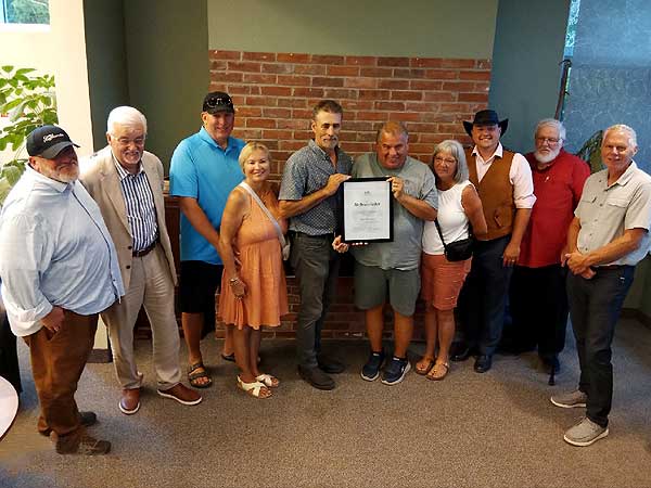 Bruce Flesher visiting group photo