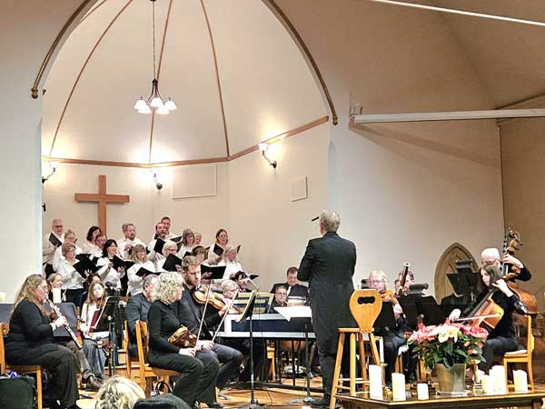 Michael Scmidt conducts the Saugeen Bach Choir at Knox United Church in Durham