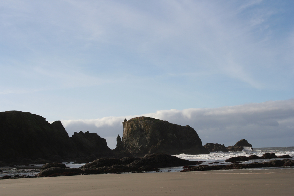 Dina Pavlis, KXCR - Plein Air Painting on the Oregon Coast