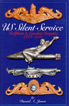 US SILENT SERVICE DOLPHINS AND COMBAT INSIGNIA 1924-1945