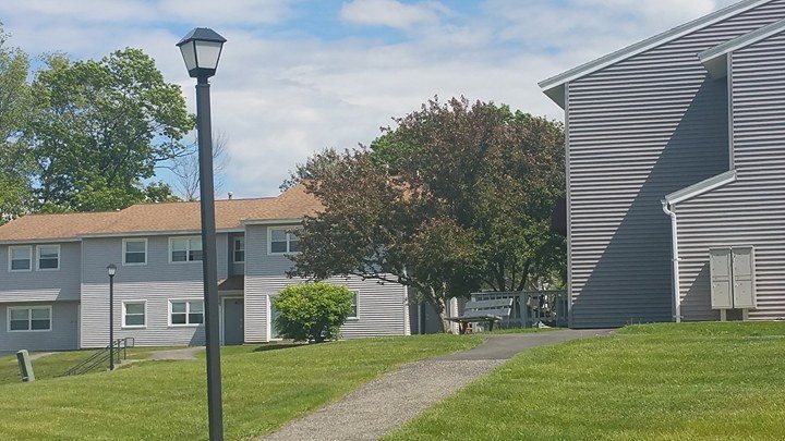 Oak Hill Apartments