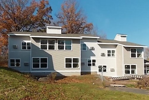 Golden Park Apartments
