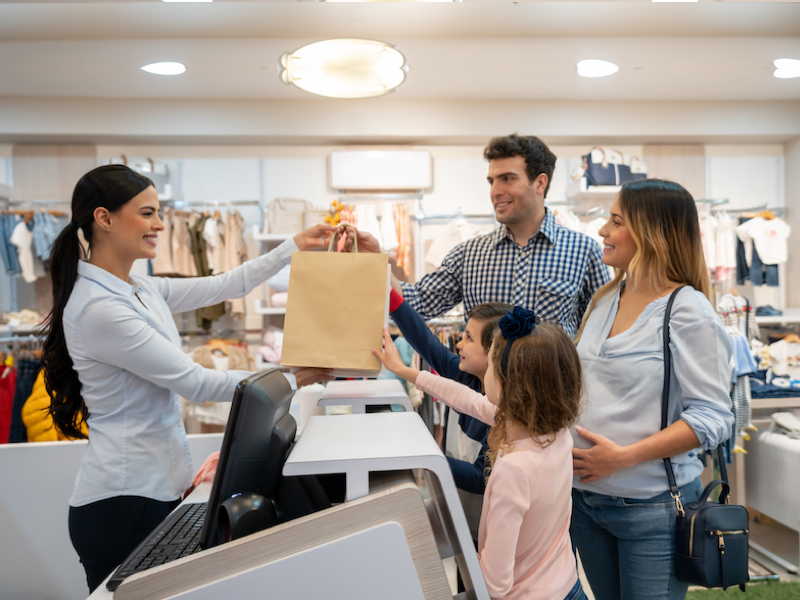 5 Proven Ways to Motivate Retail Sales Reps and Boost Performance