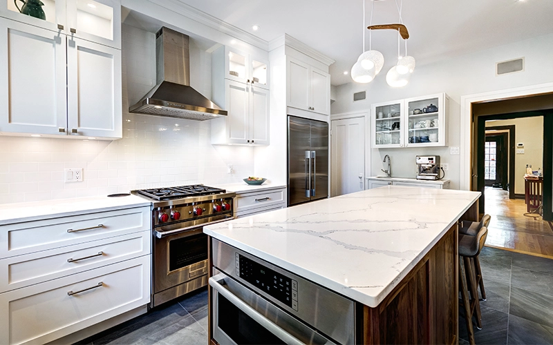 Maine Kitchen Design and Cabinets