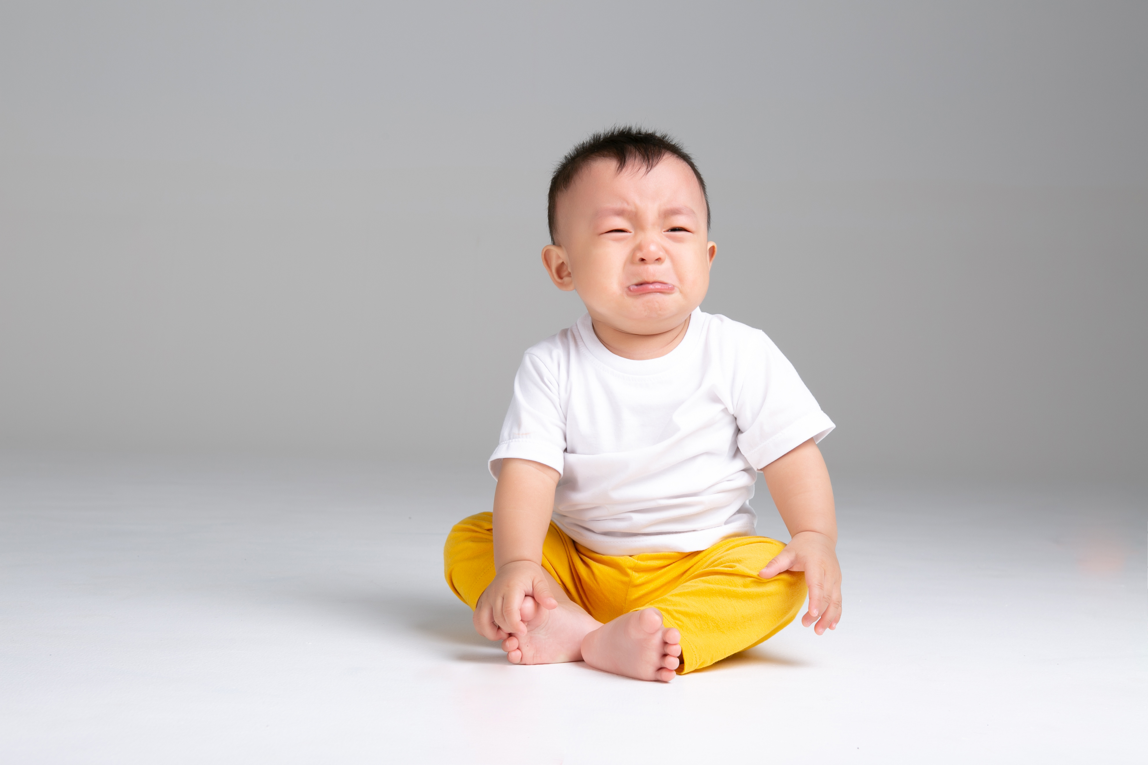 14 month old panics at bedtime after 1 week separation