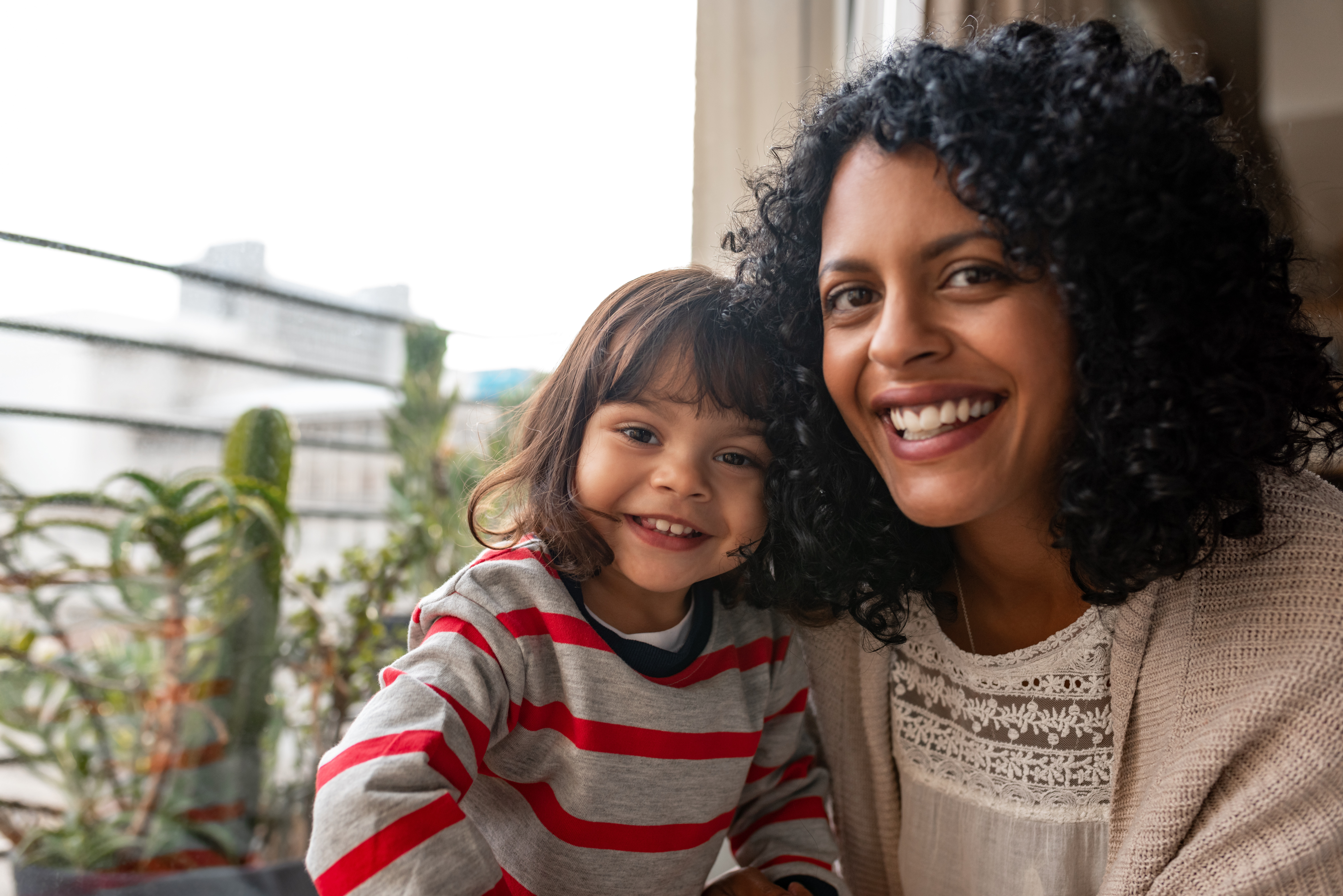 Toddler Social Anxiety: 2 year old afraid of other children