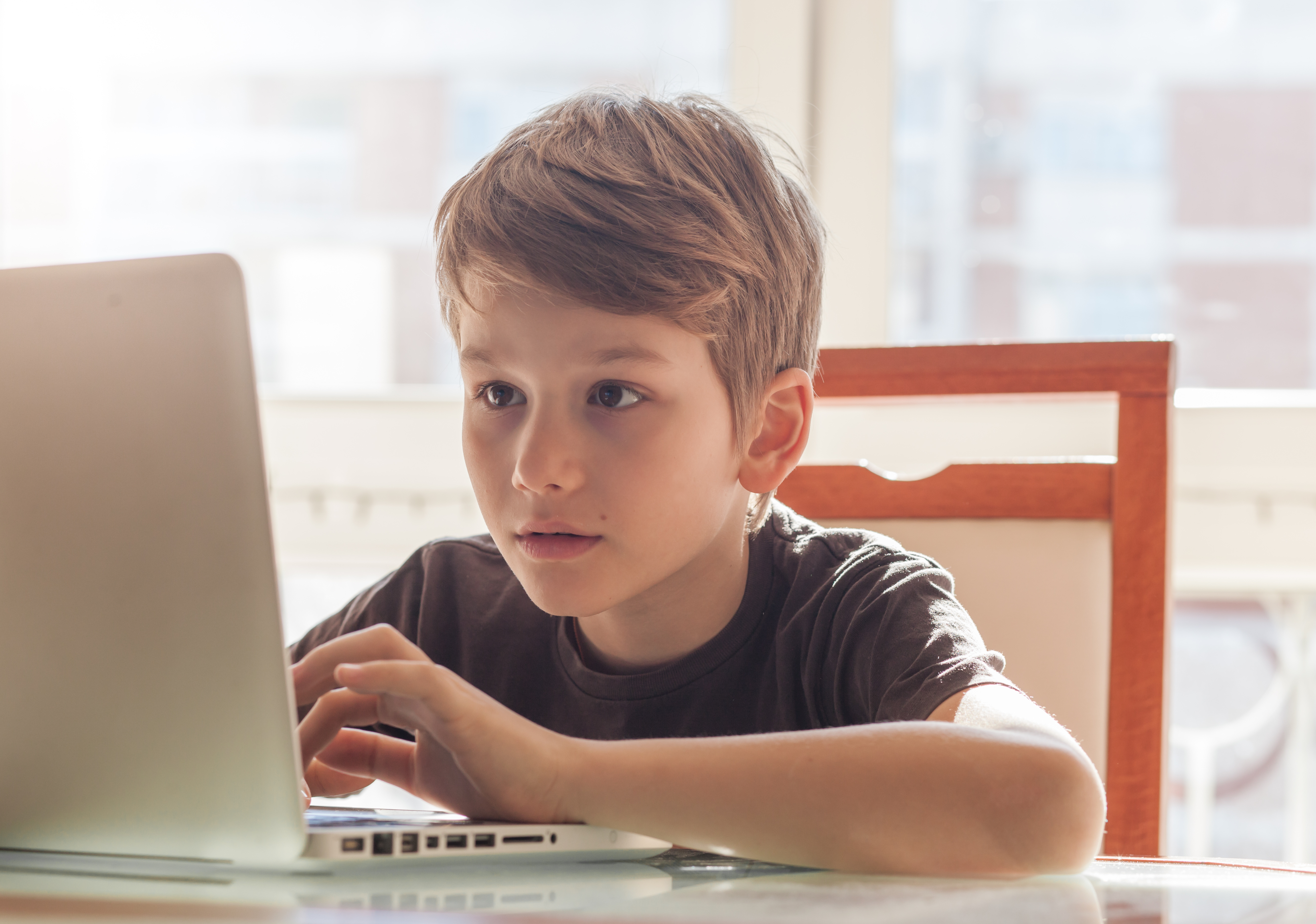 Kids and AI Chatbots: What Parents Need to Know