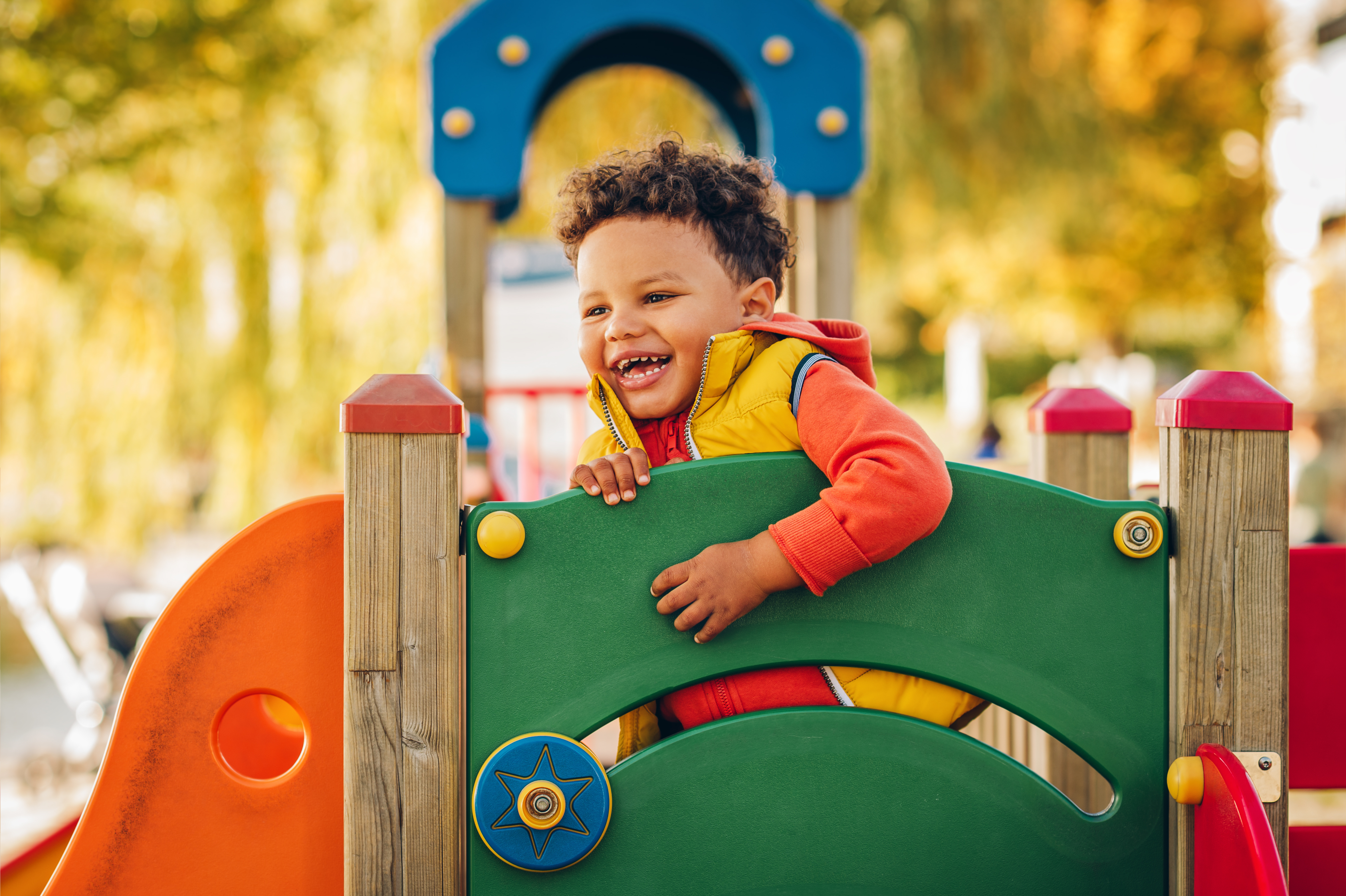 How to Help Your Child Make Friends at the Playground