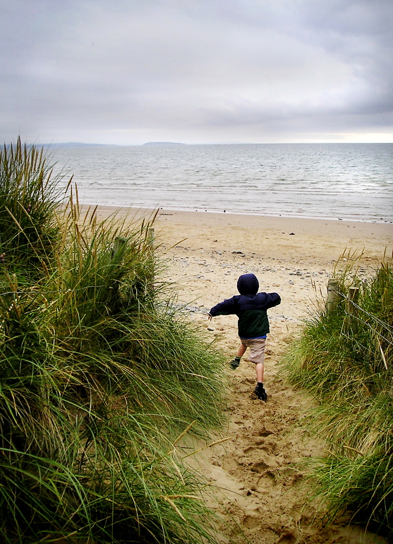 How Nature Makes Kids Calmer, Healthier, Smarter